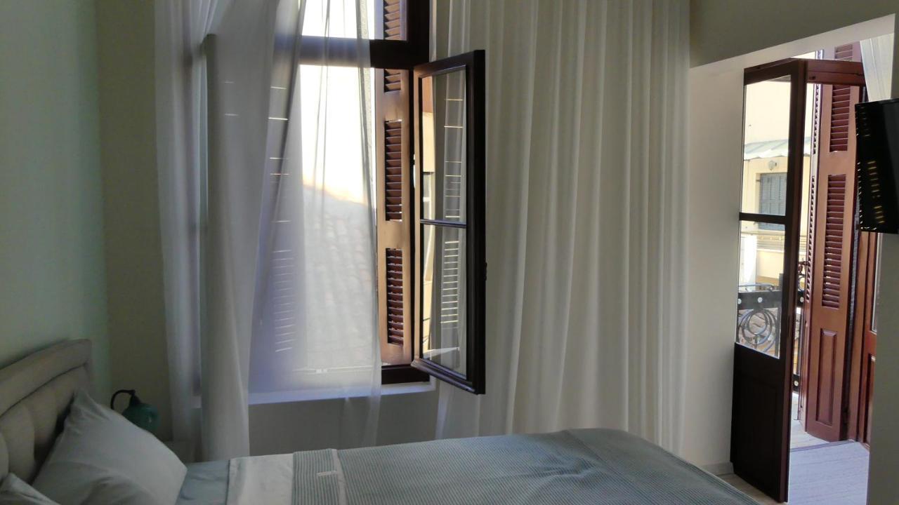 Theasis Athens Bed & Breakfast Exterior foto