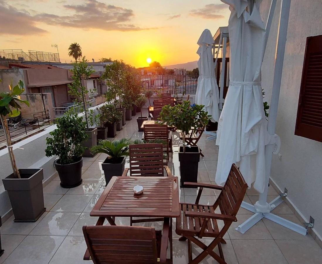 Theasis Athens Bed & Breakfast Exterior foto